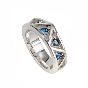 Bespoke sapphire and diamond ring